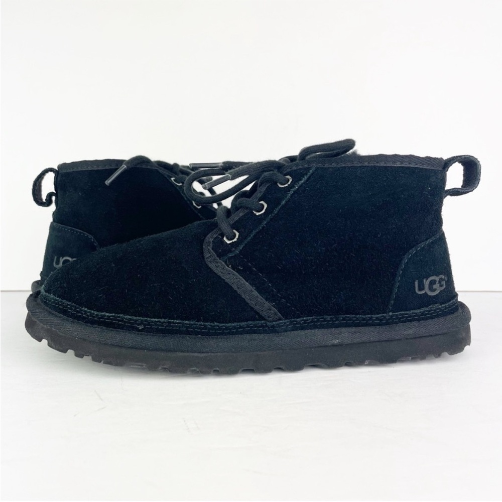 UGG Neumel Chukka Black Suede Leather Shearling Lace Up Ankle Boots